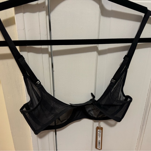 Skims ultra fine mesh scoop bra - Picture 5 of 6